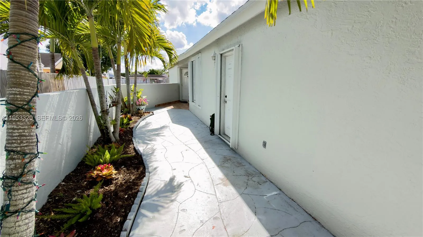 7220 SW 149th Ct, Miami FL 33193