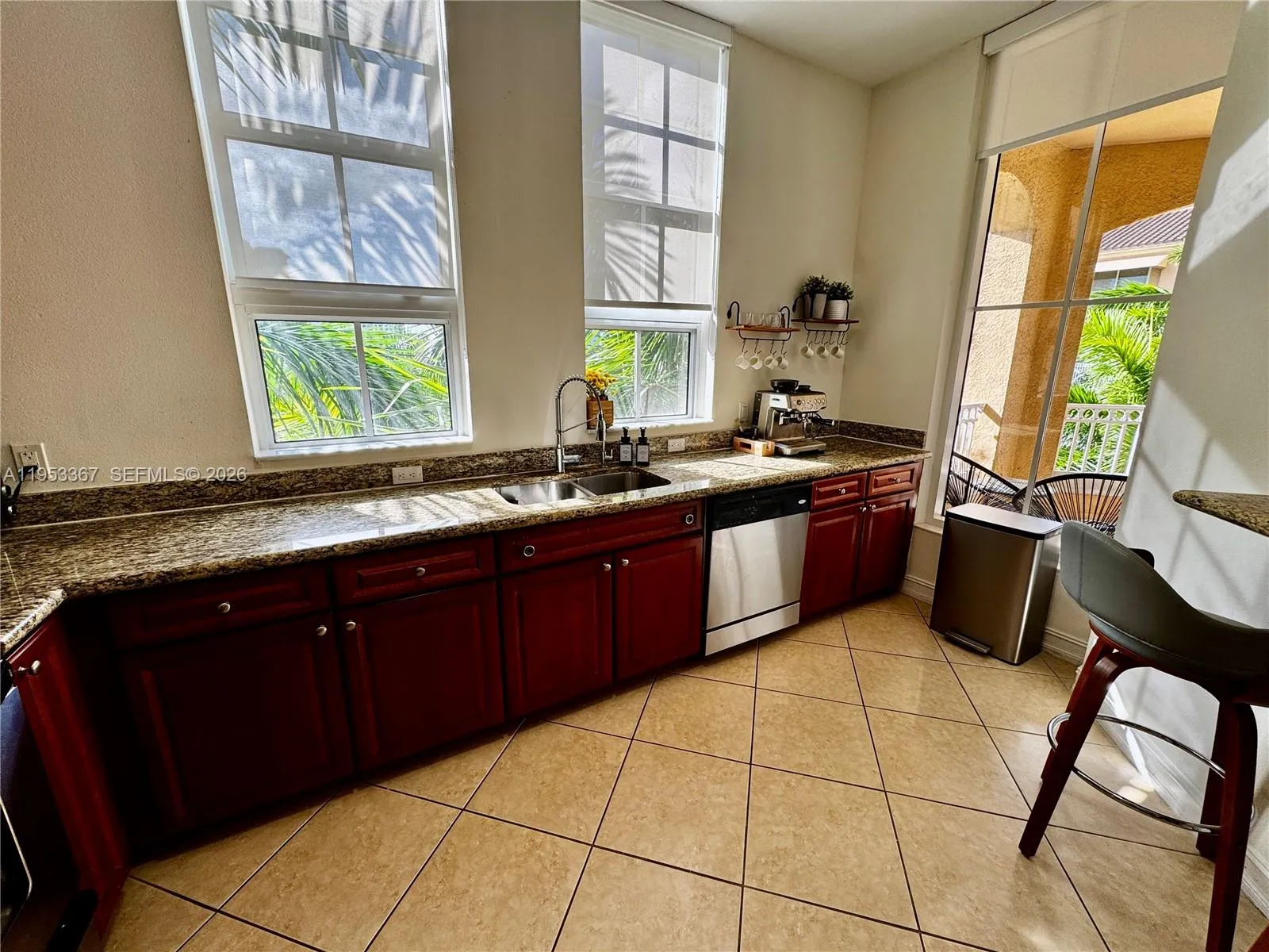 3001 NE 185th St # 514, Aventura FL 33180