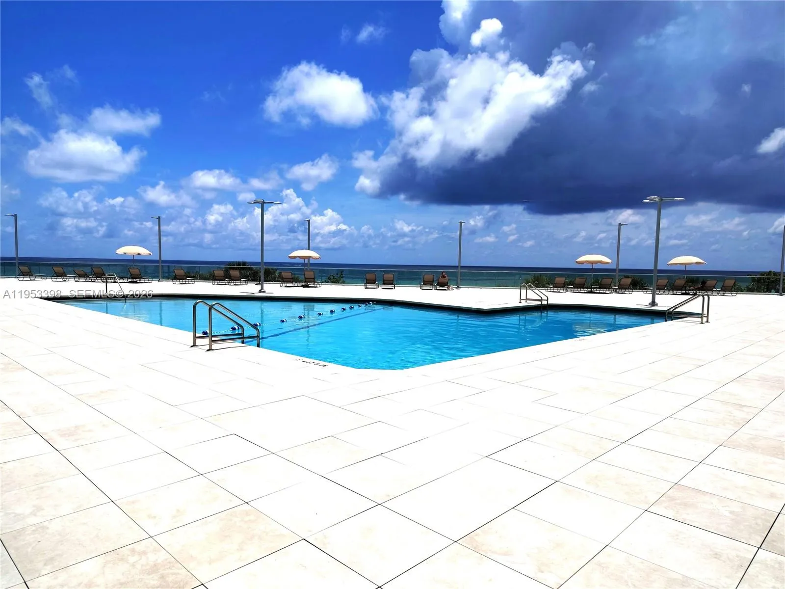 7135 Collins Ave # 722, Miami Beach FL 33141