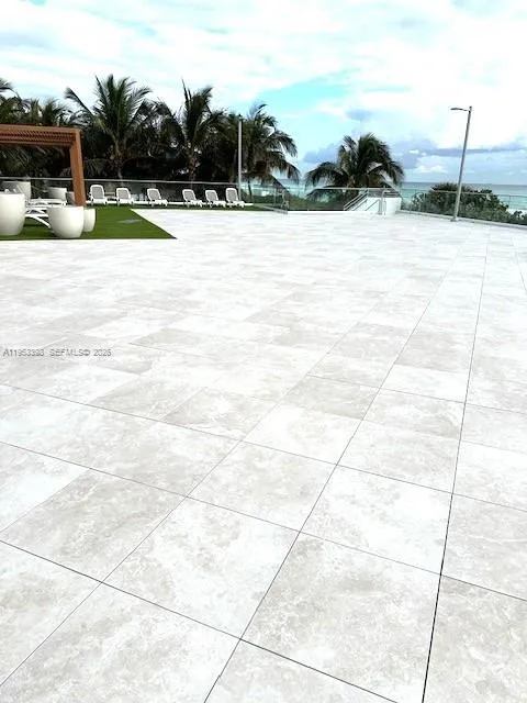 7135 Collins Ave # 722, Miami Beach FL 33141