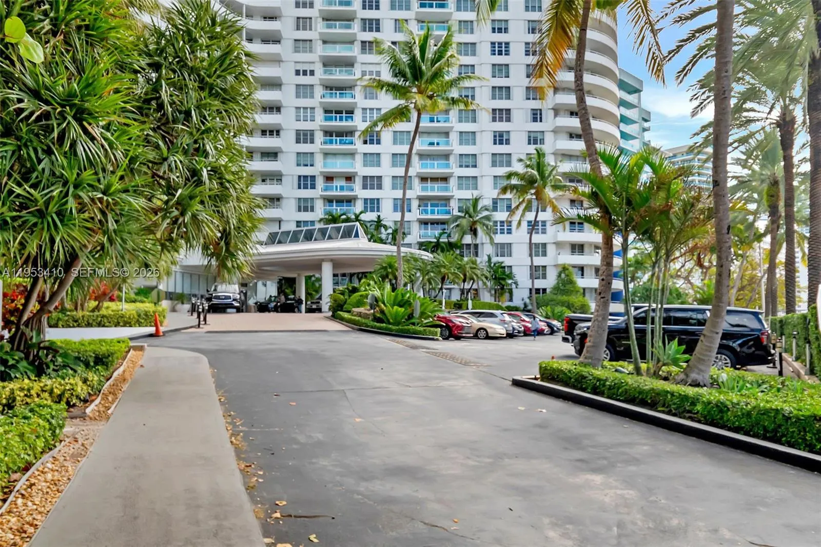 2 bedroom 2 bath for sale at 5151 Collins Ave # 729, Miami Beach FL 33140