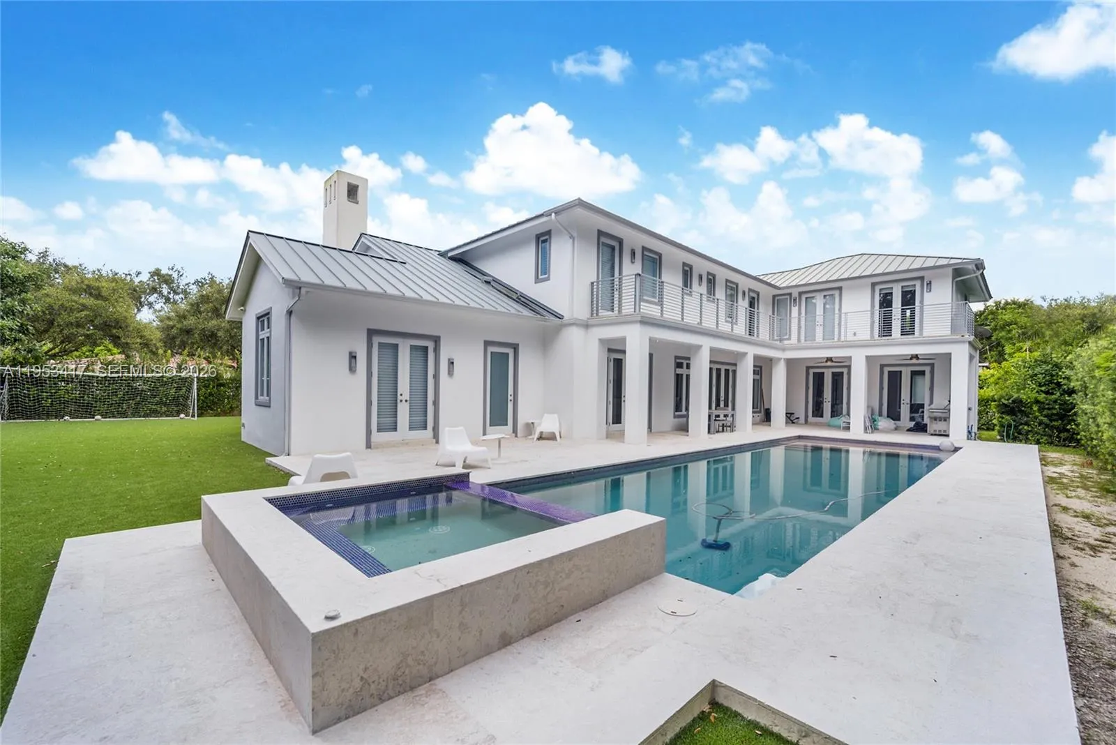 6900 Barquera St, Coral Gables FL 33146