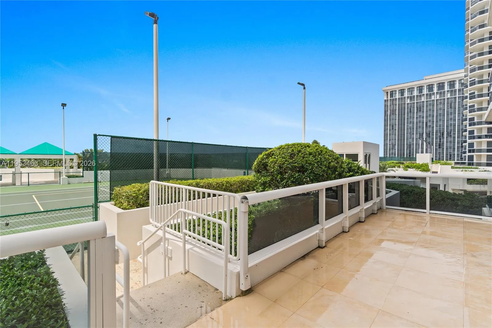 2 bedroom 2 bath for sale at 4775 Collins Ave # 507, Miami Beach FL 33140