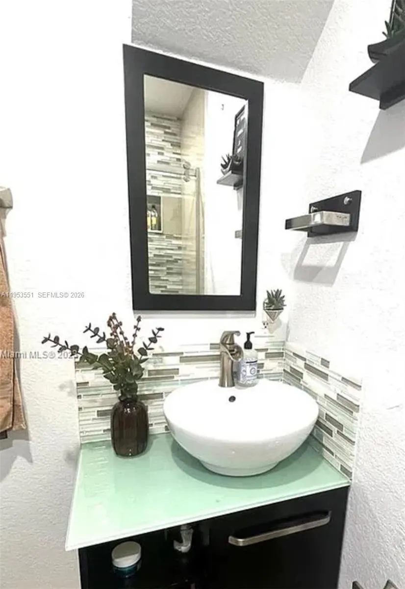 9455 NW 114th Ln # 8, Hialeah Gardens FL 33018
