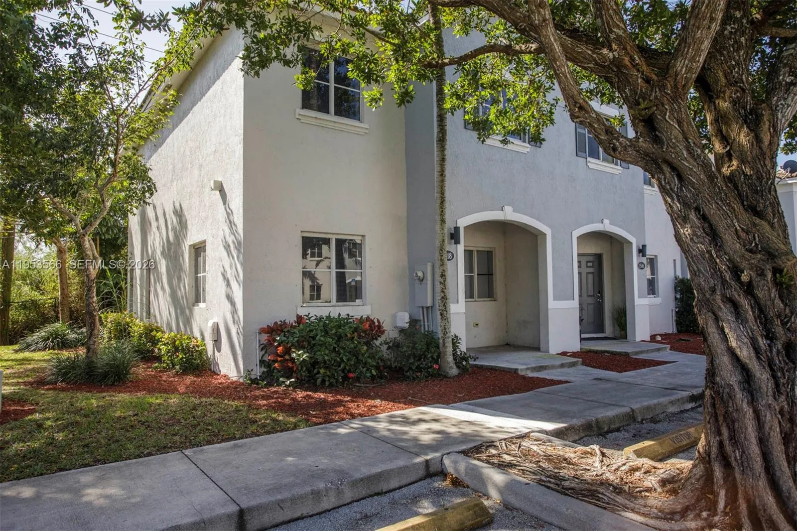 1518 SE 31 Ct, Homestead FL 33035