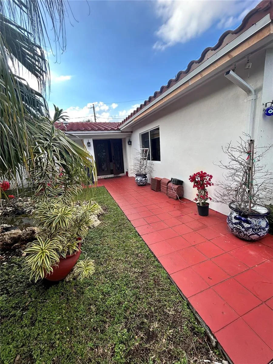 2600 SW 126th Ave, Miami FL 33175