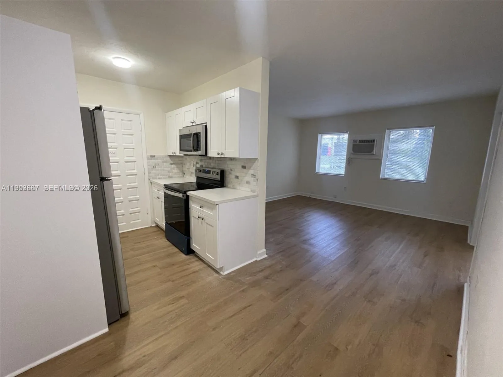 218 Santillane Ave # 8, Coral Gables FL 33134