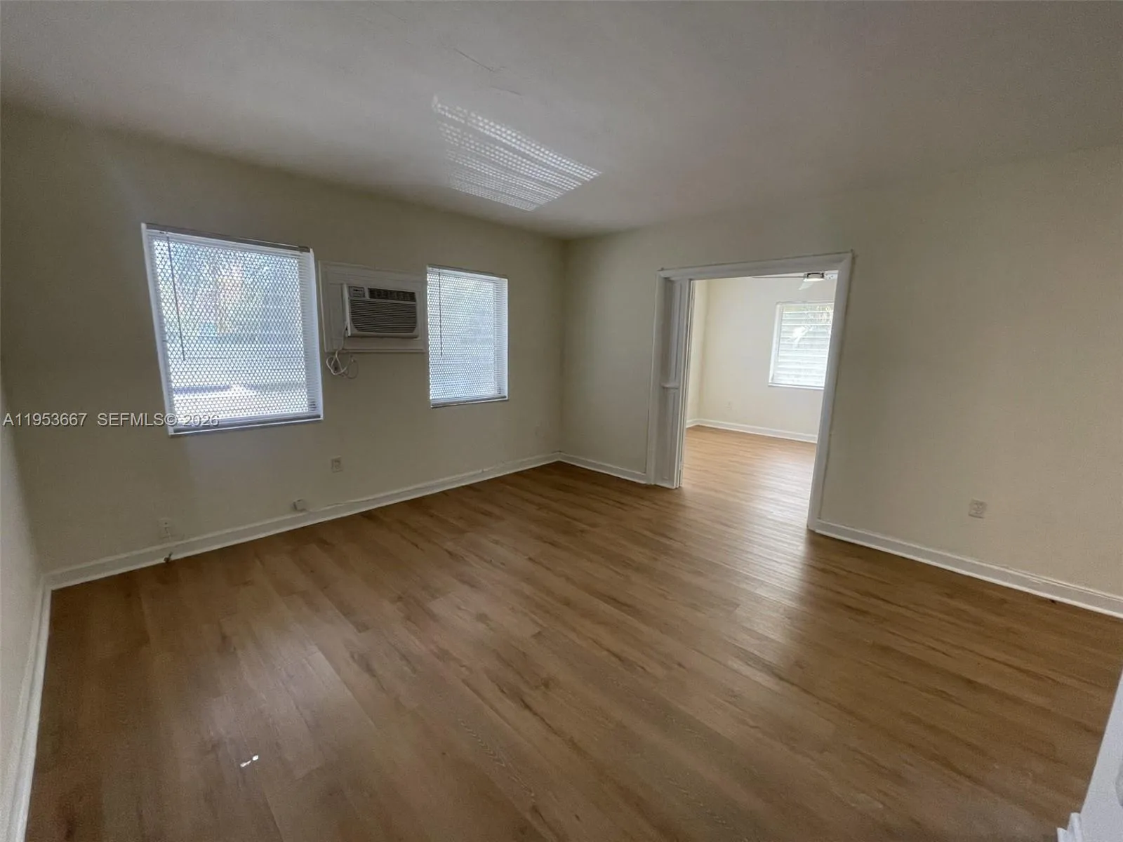 218 Santillane Ave # 8, Coral Gables FL 33134