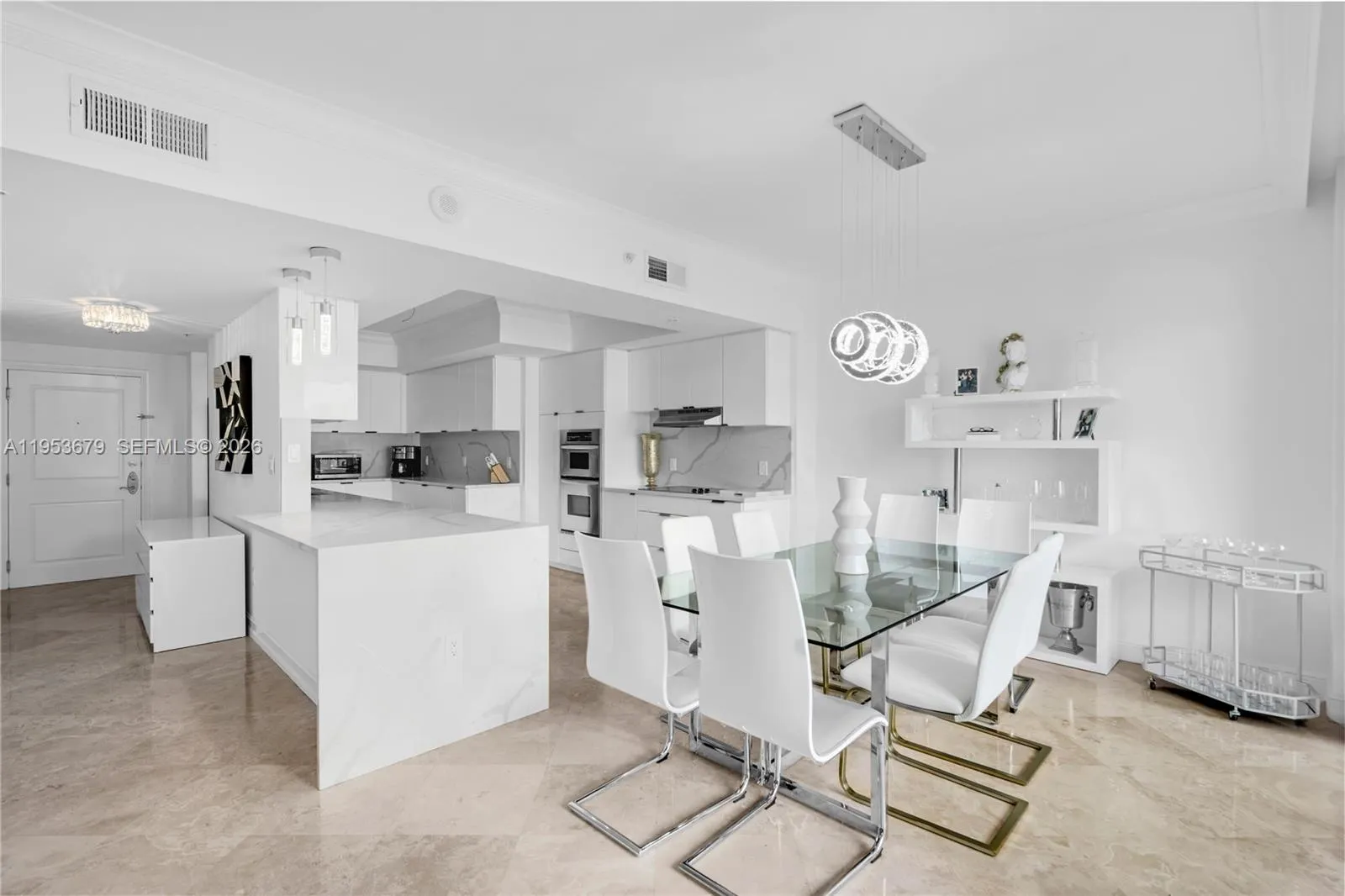 99 SE Mizner Blvd, Boca Raton FL 33432