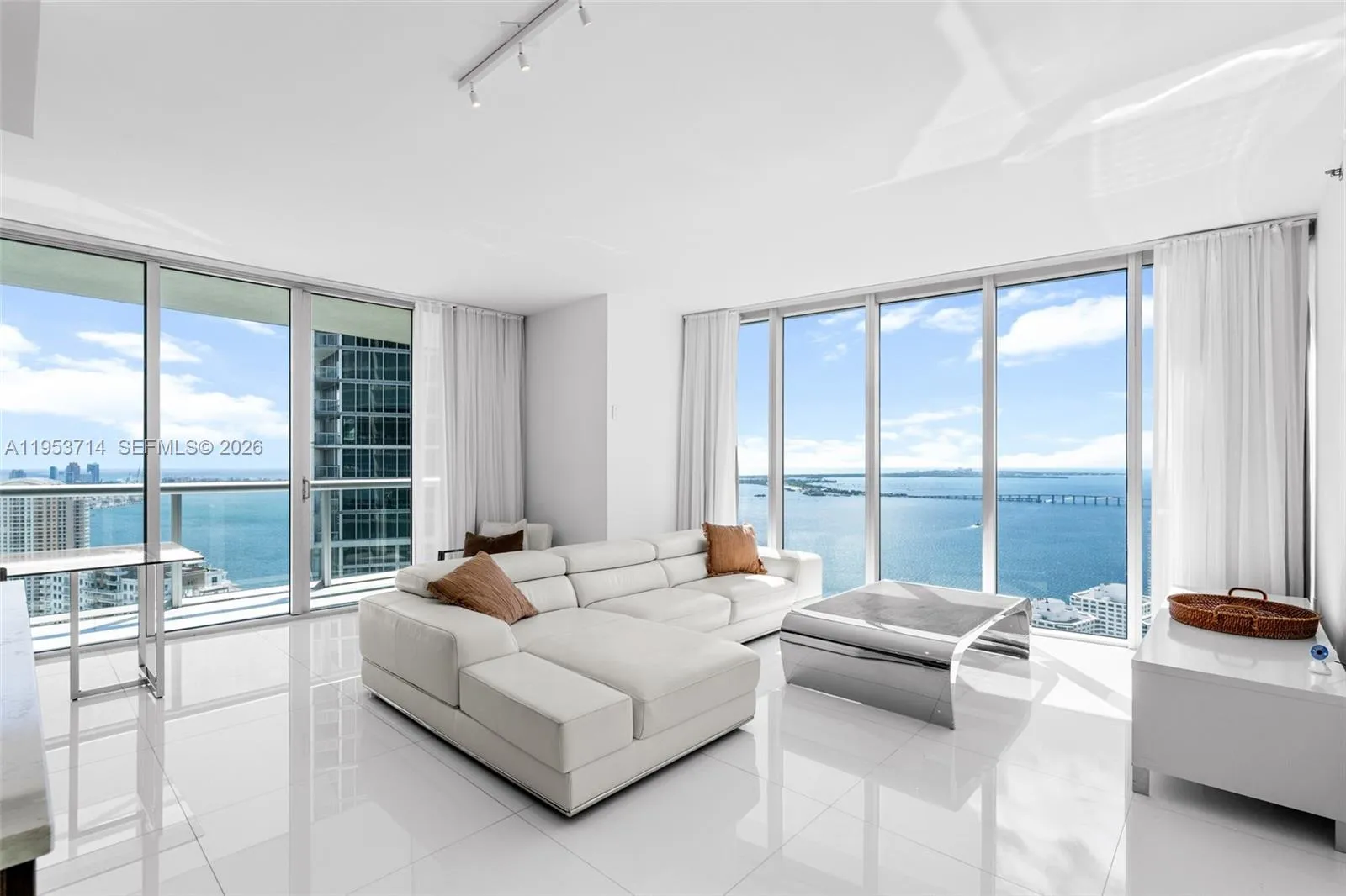 2 bedroom 2 bath for sale at 485 Brickell Ave # 4410, Miami FL 33131