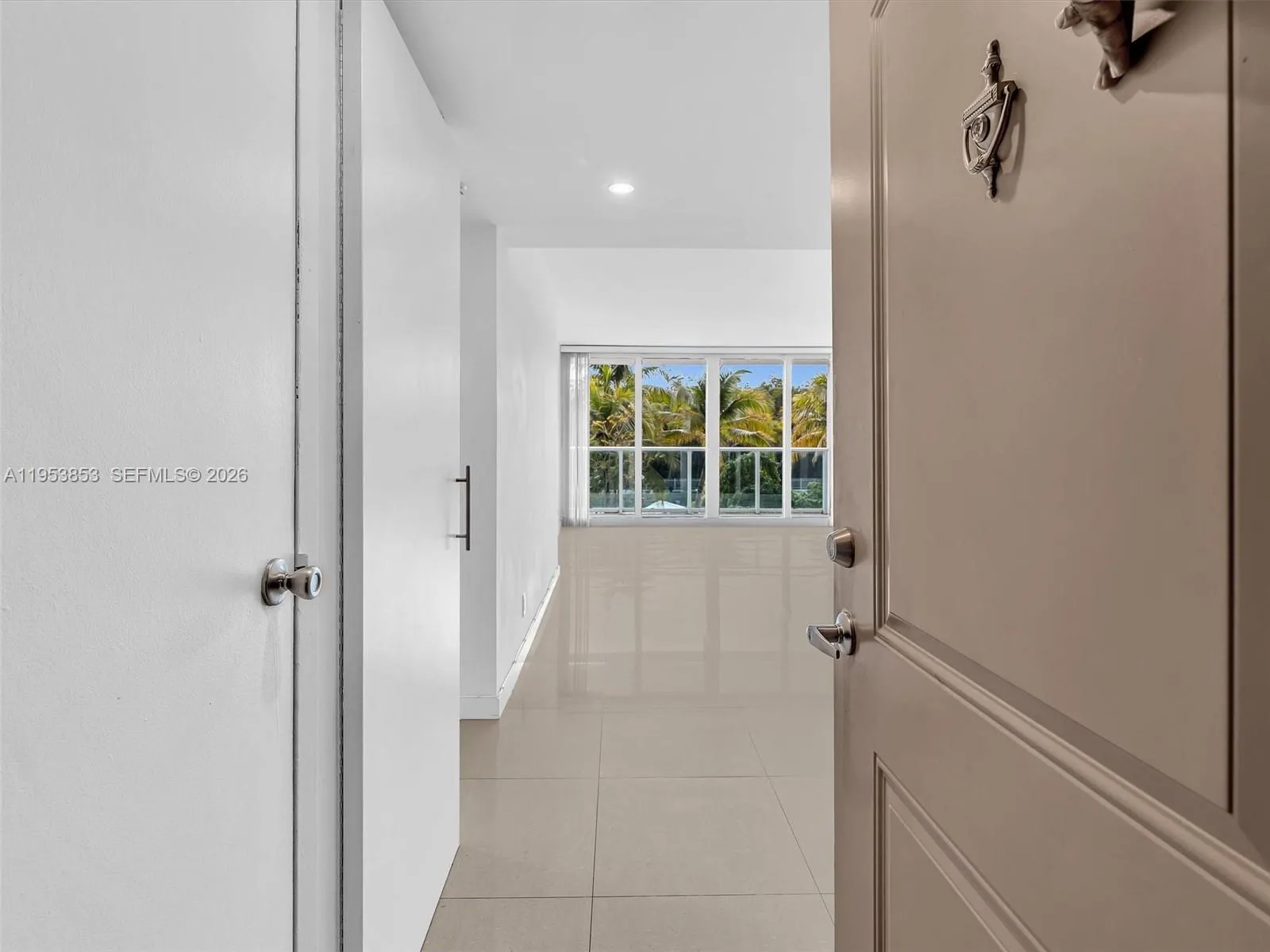 100 Bayview Dr # 223, Sunny Isles Beach FL 33160