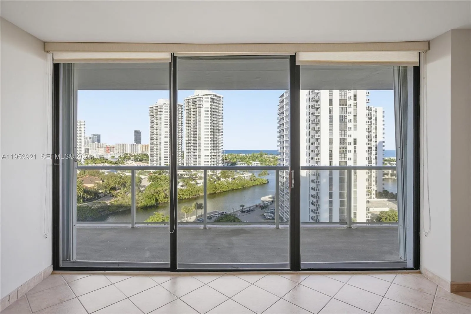 3731 N Country Club Dr # 1421, Aventura FL 33180