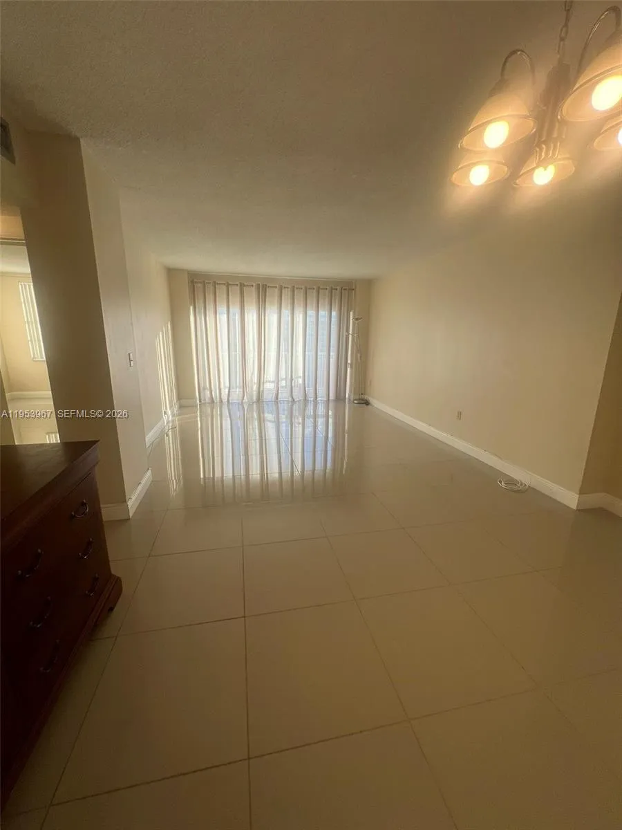 1965 S Ocean Dr # 10P, Hallandale Beach FL 33009