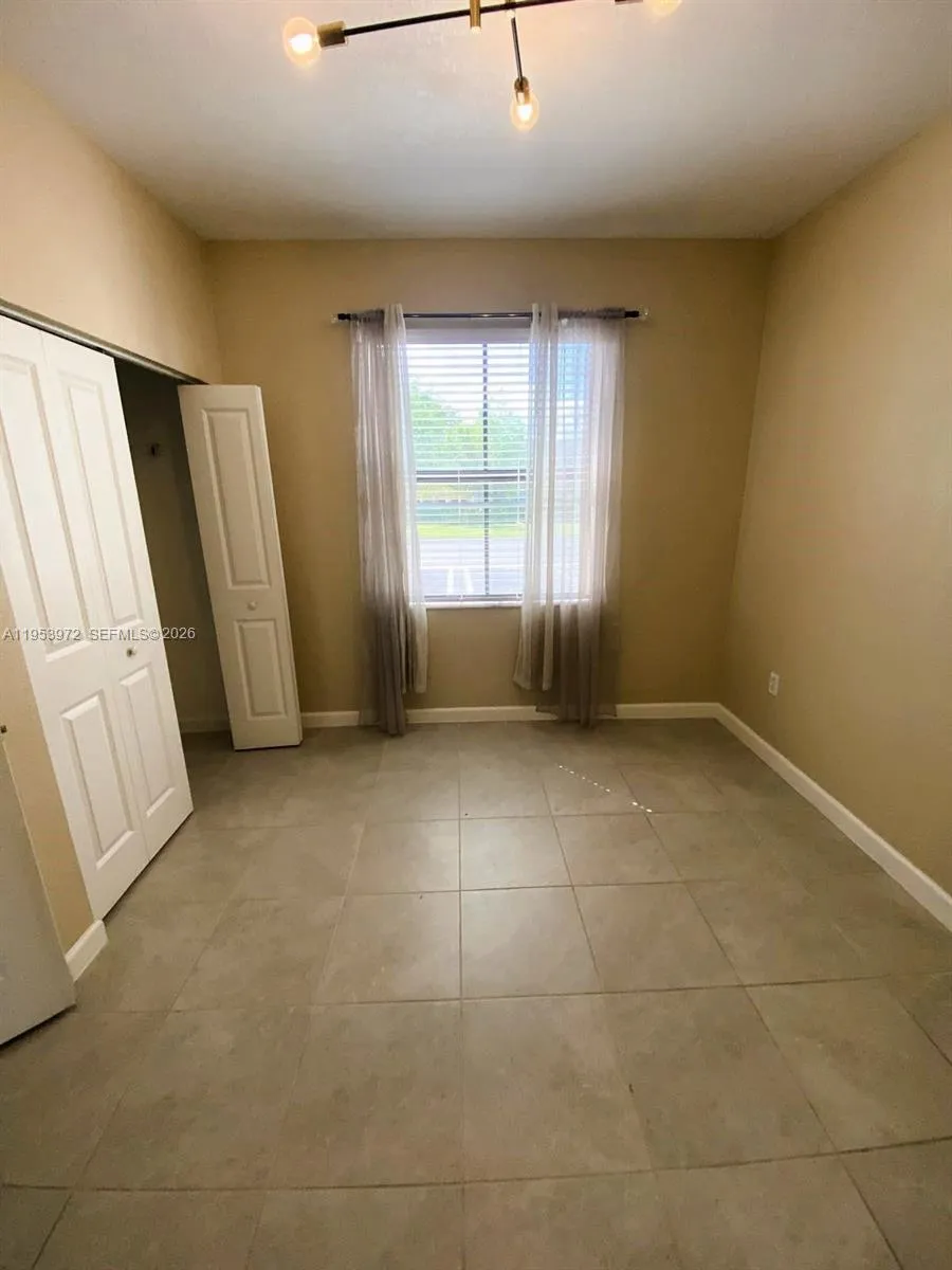 18220 SW 148th Rd, Miami FL 33187