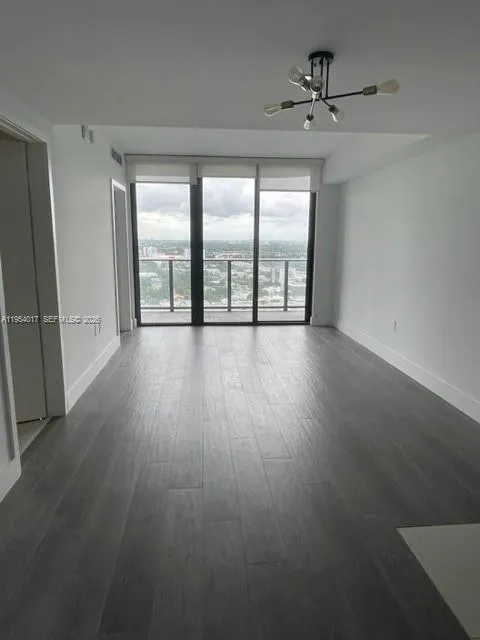 121 NE 34th St # 2110, Miami FL 33137