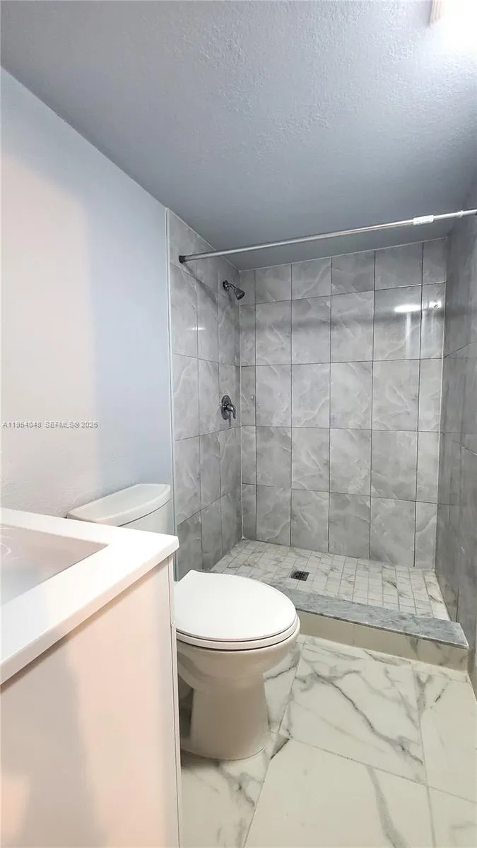 8613 Beekman Dr, Miramar FL 33025