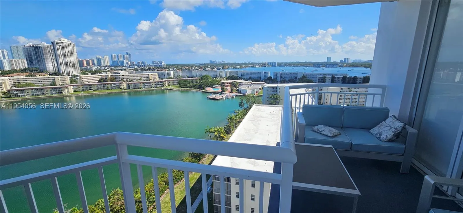 18041 Biscayne Blvd # 1405, Aventura FL 33160