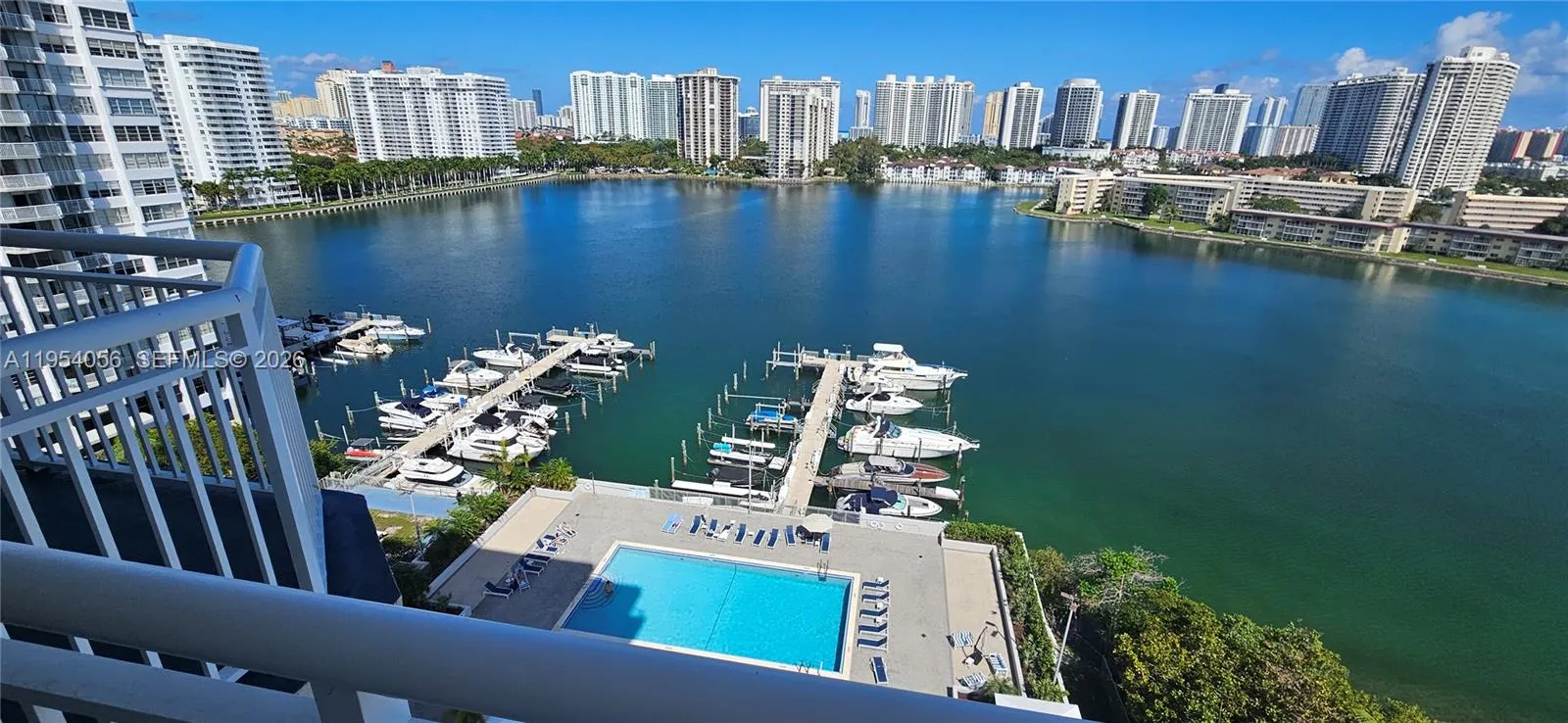 18041 Biscayne Blvd # 1405, Aventura FL 33160