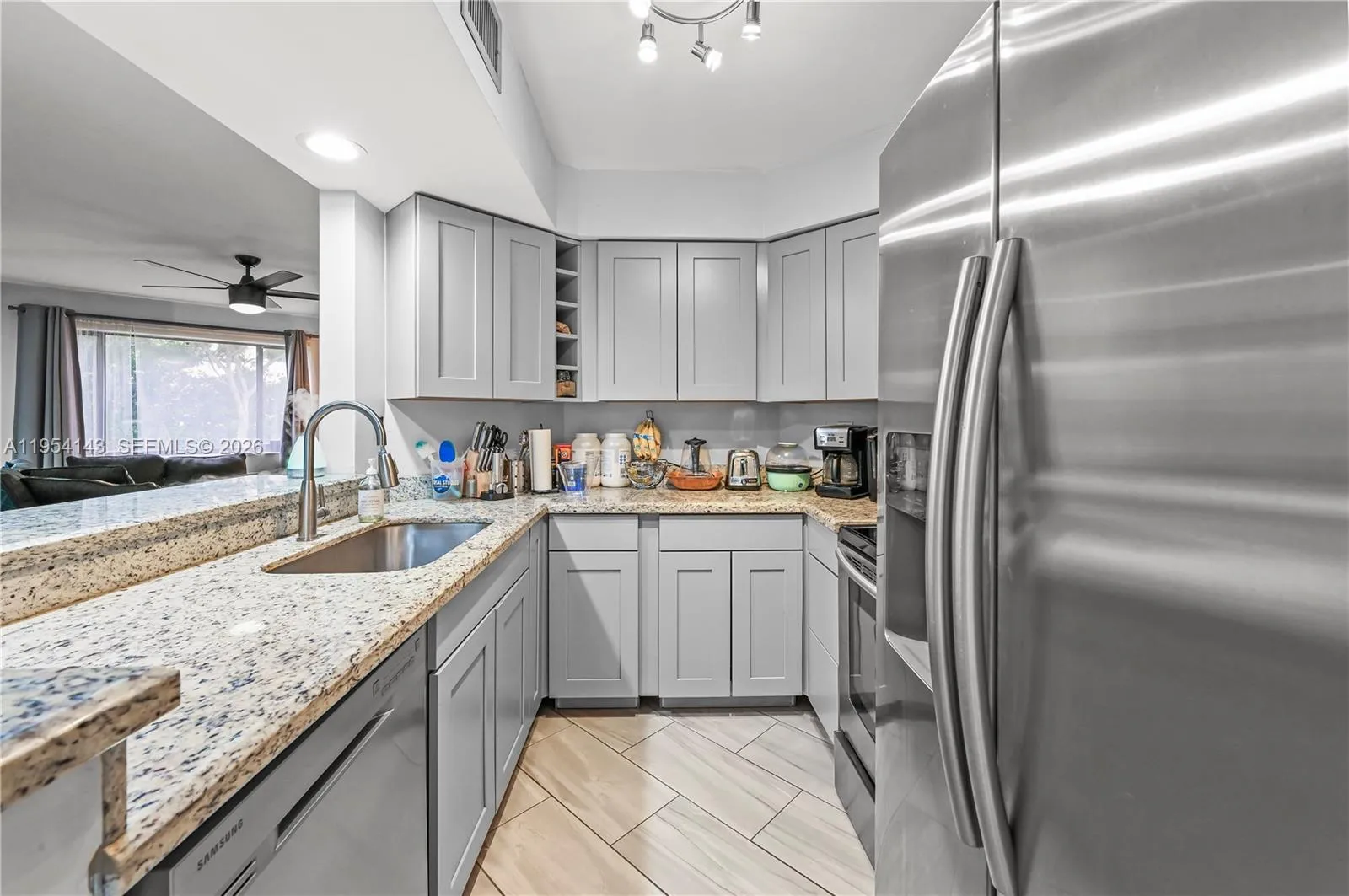 8058 NW 15th Mnr # 8058, Plantation FL 33322