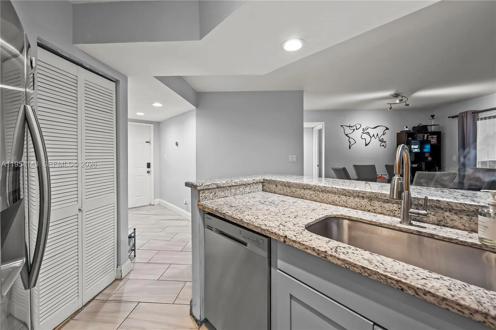 8058 NW 15th Mnr # 8058, Plantation FL 33322