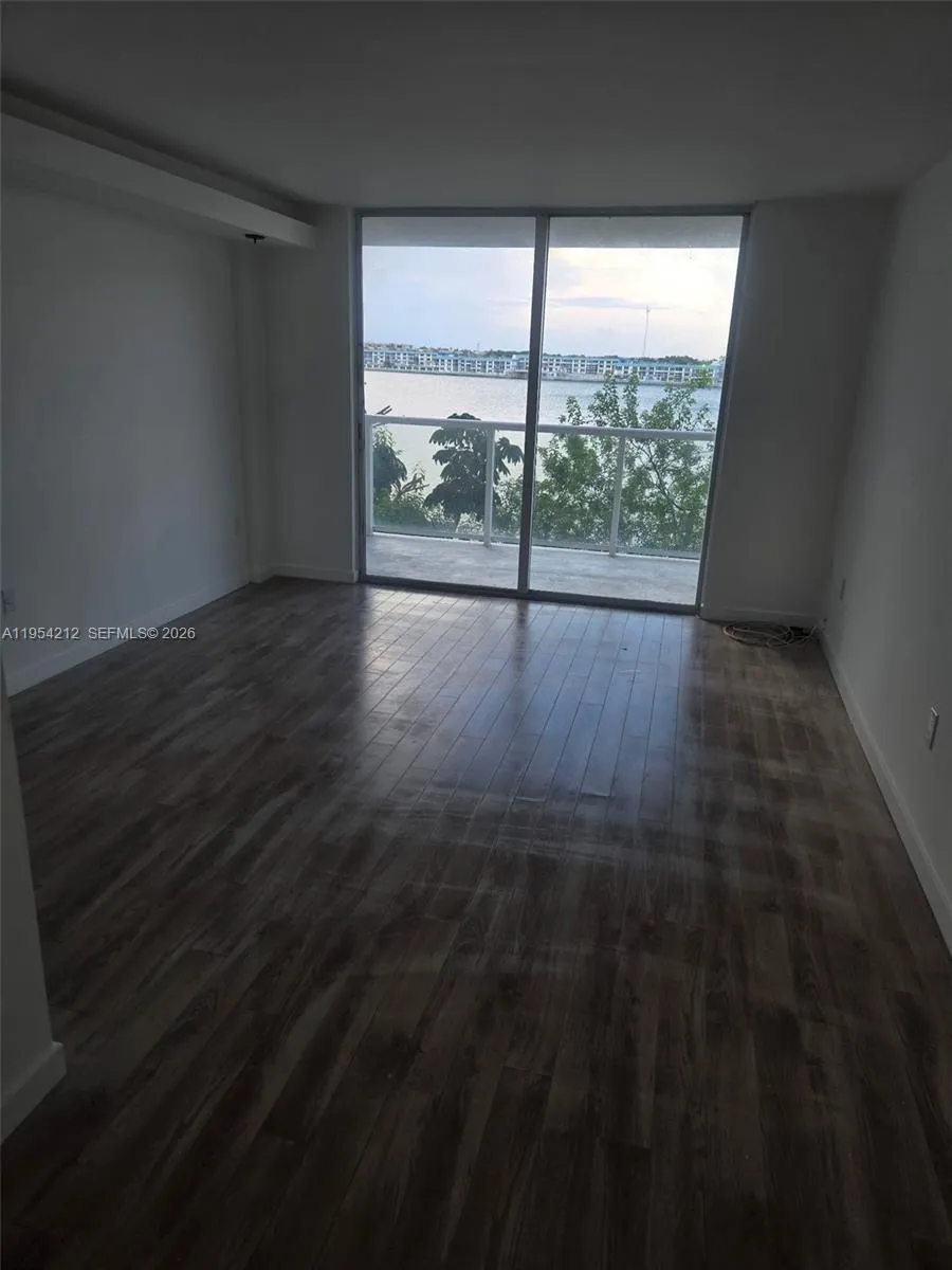 1301 NE Miami Gardens Dr # 314W, Miami FL 33179