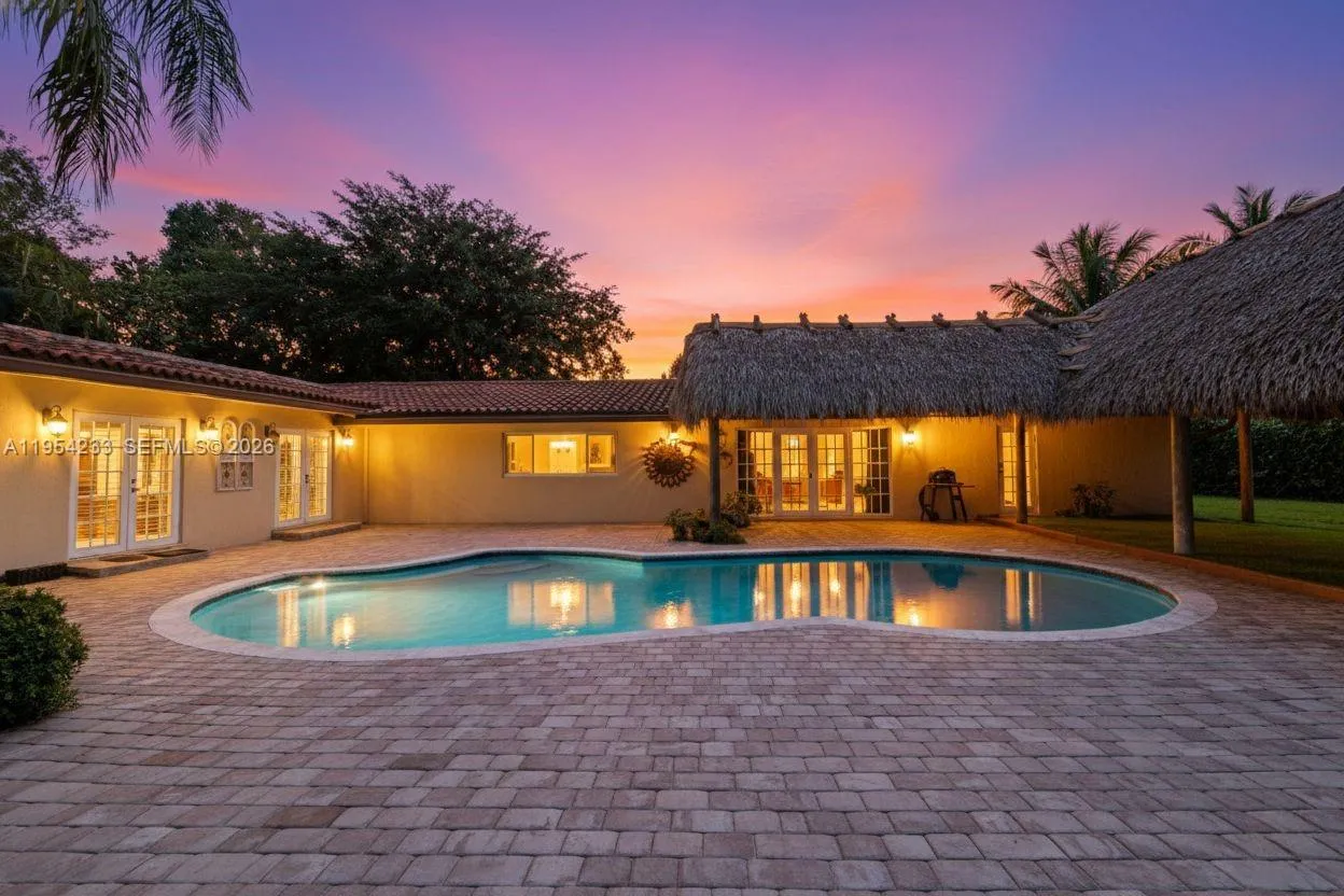 15144 SW 72nd Ct, Palmetto Bay FL 33158