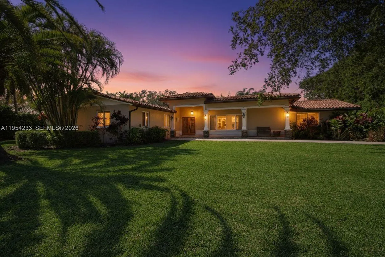15144 SW 72nd Ct, Palmetto Bay FL 33158
