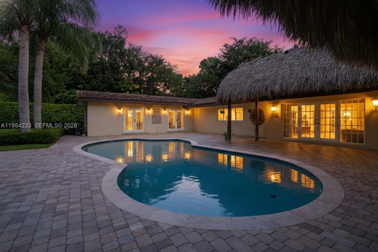 15144 SW 72nd Ct, Palmetto Bay FL 33158