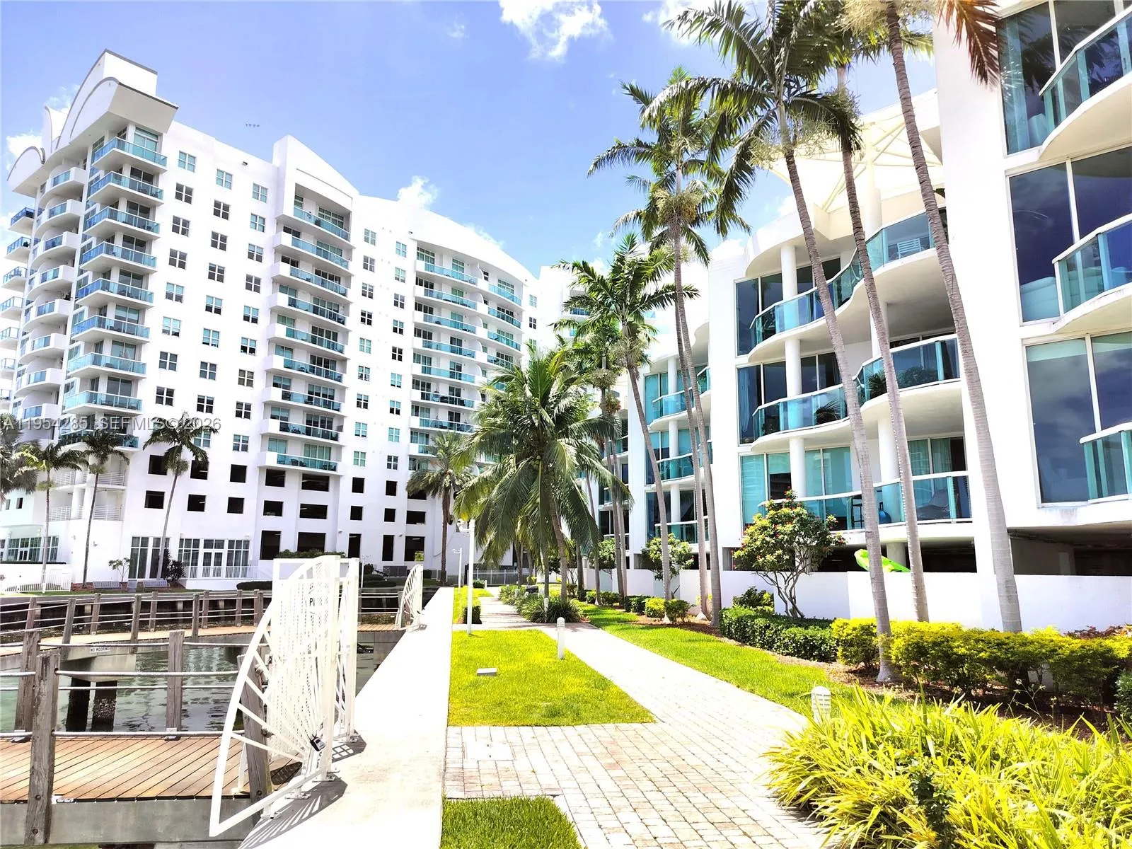 7910 Harbor Island Dr # 802, North Bay Village FL 33141