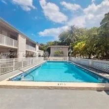 1 bedroom 1 bath for rent at 6565 Santona St # B5, Coral Gables FL 33146