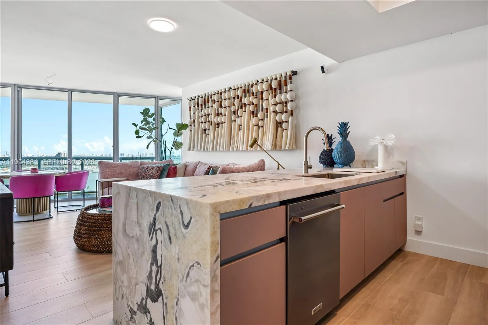 888 Biscayne Blvd # 2009, Miami FL 33132