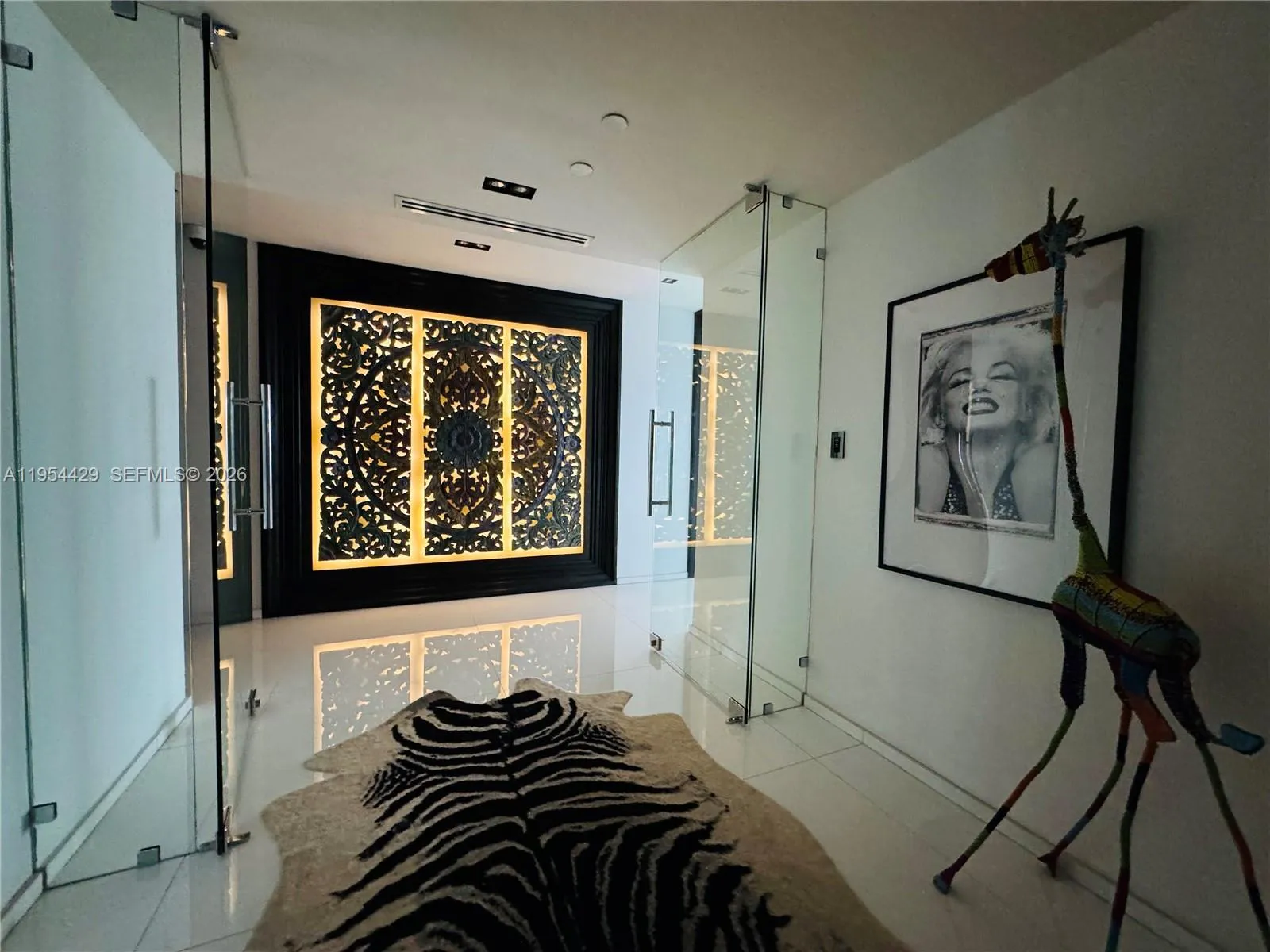 900 Biscayne Blvd # 6207, Miami FL 33132