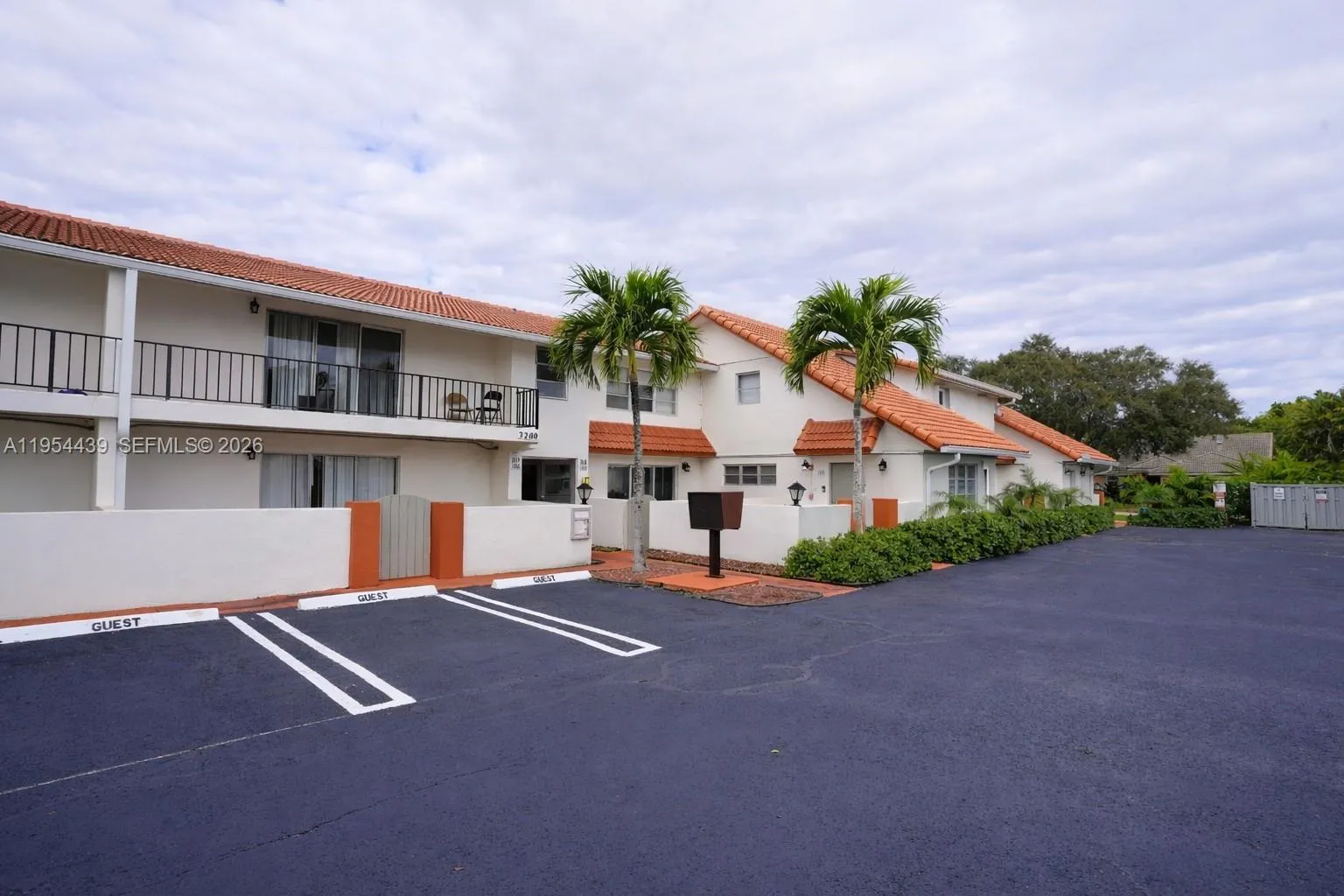 3200 Coral Springs Dr # 108, Coral Springs FL 33065