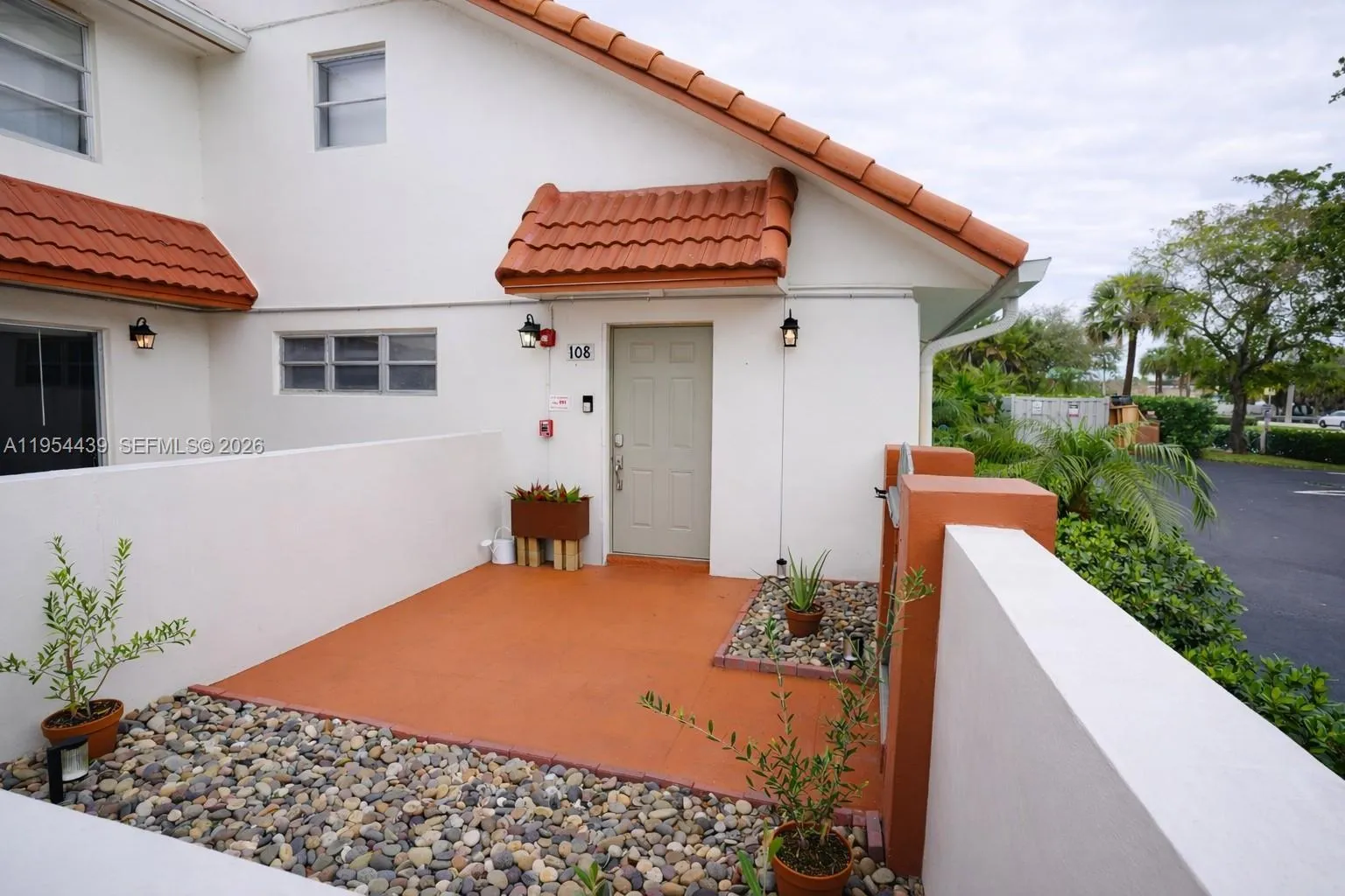3200 Coral Springs Dr # 108, Coral Springs FL 33065