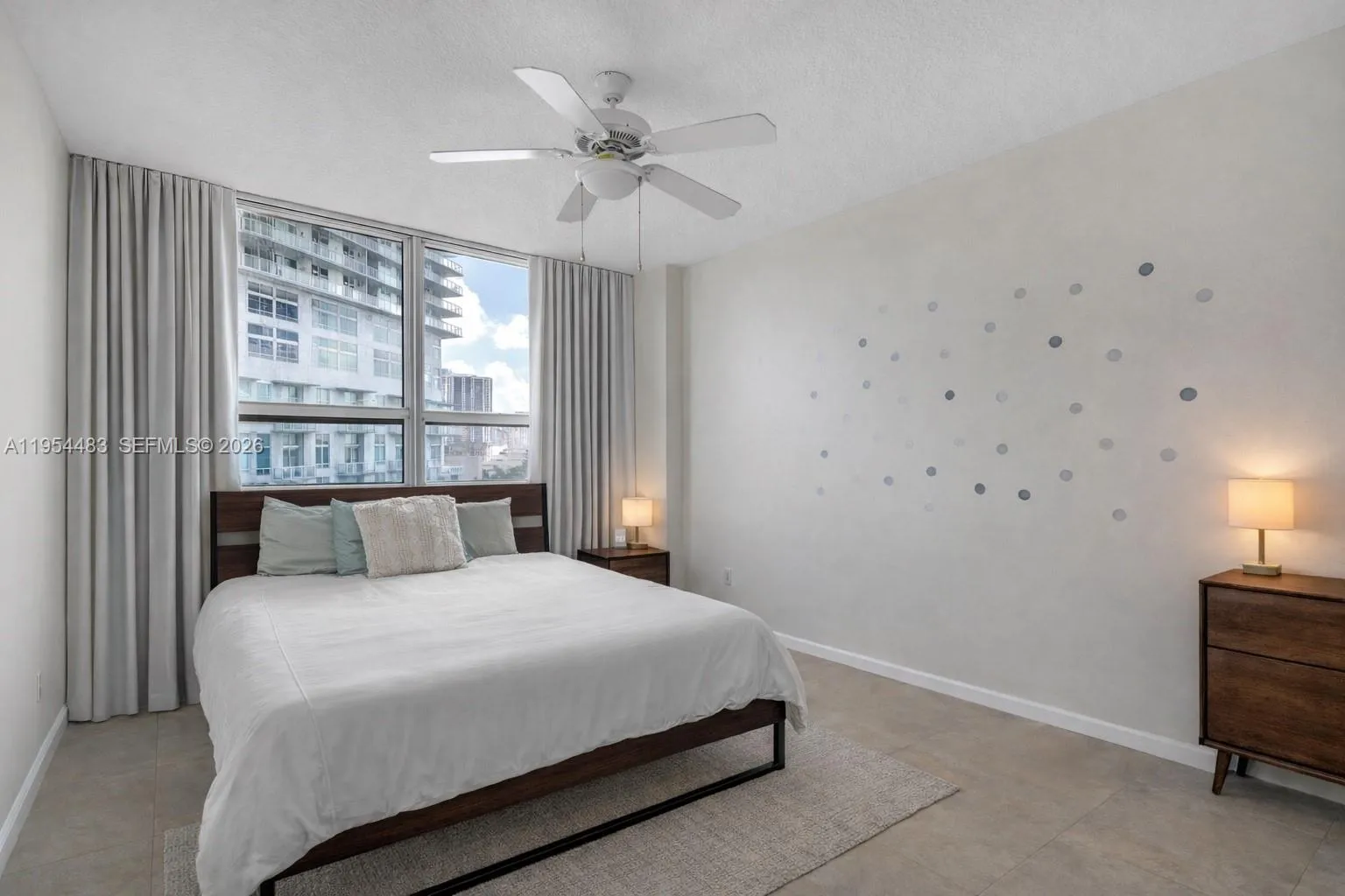 2000 N Bayshore Dr # 909, Miami FL 33137