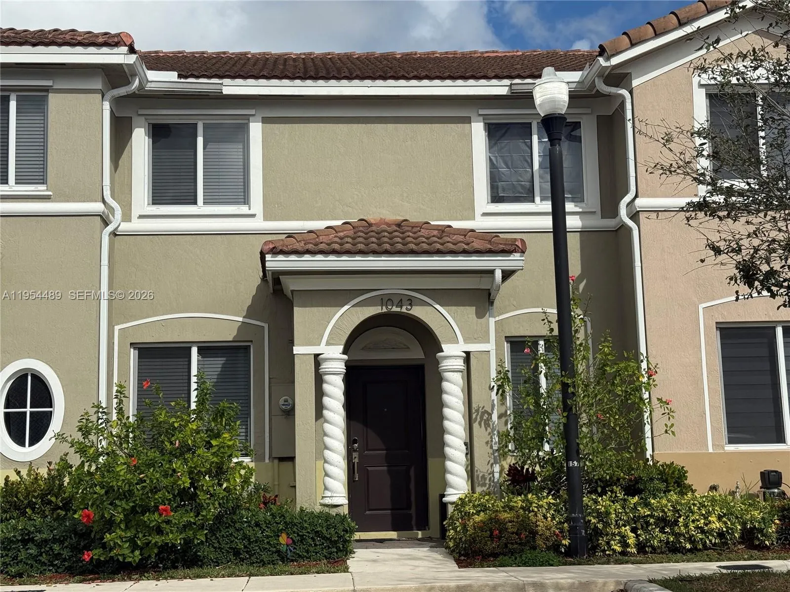 3 bedroom 2 bath for sale at 1043 SE 24th Ave, Homestead FL 33035