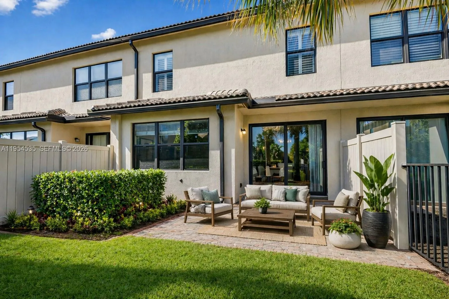 3 bedroom 2 bath for sale at 4850 San Fratello Cir, Lake Worth FL 33467