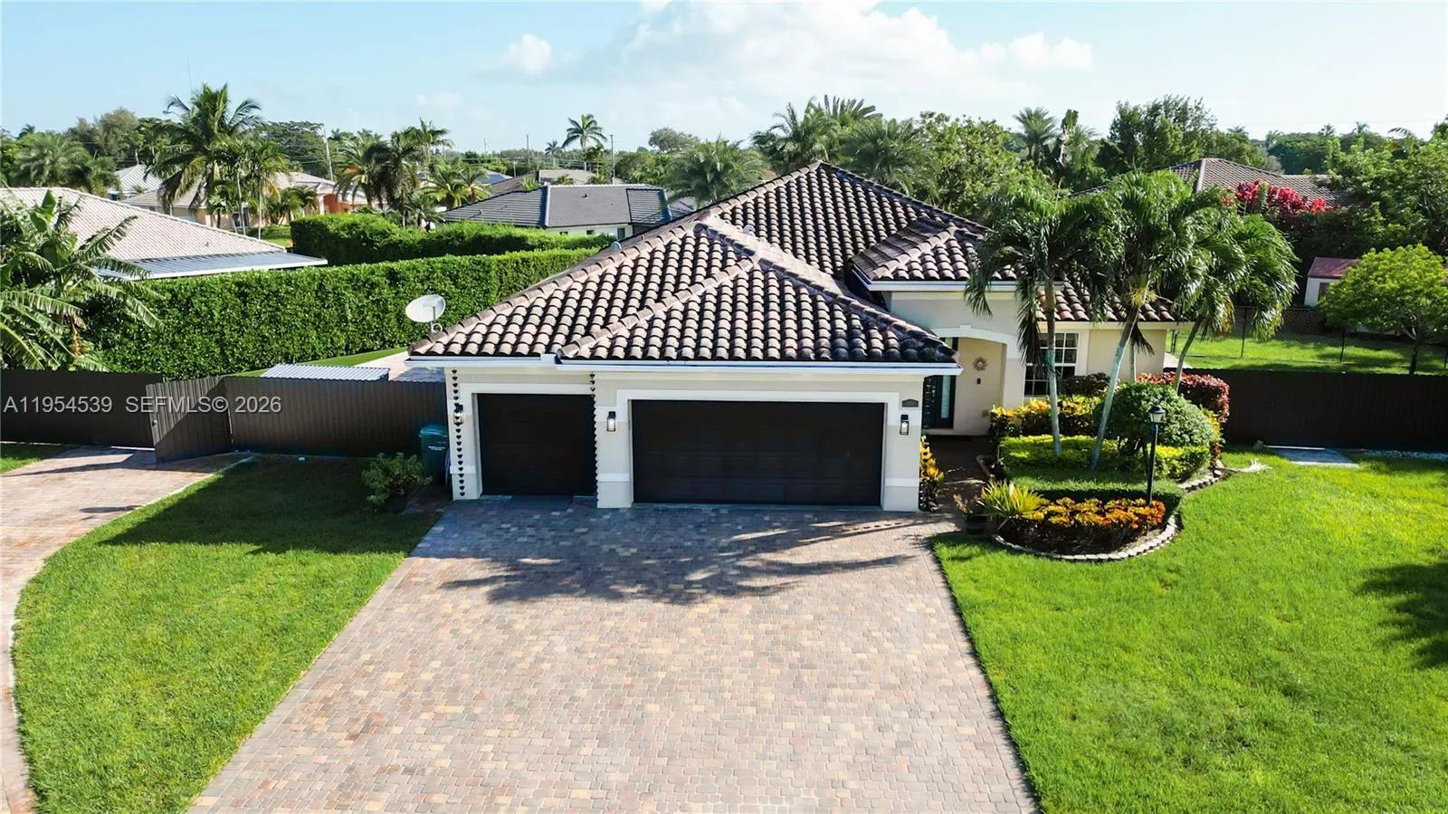 4 bedroom 3 bath for sale at 2133 NW 14th Pl, Homestead FL 33030