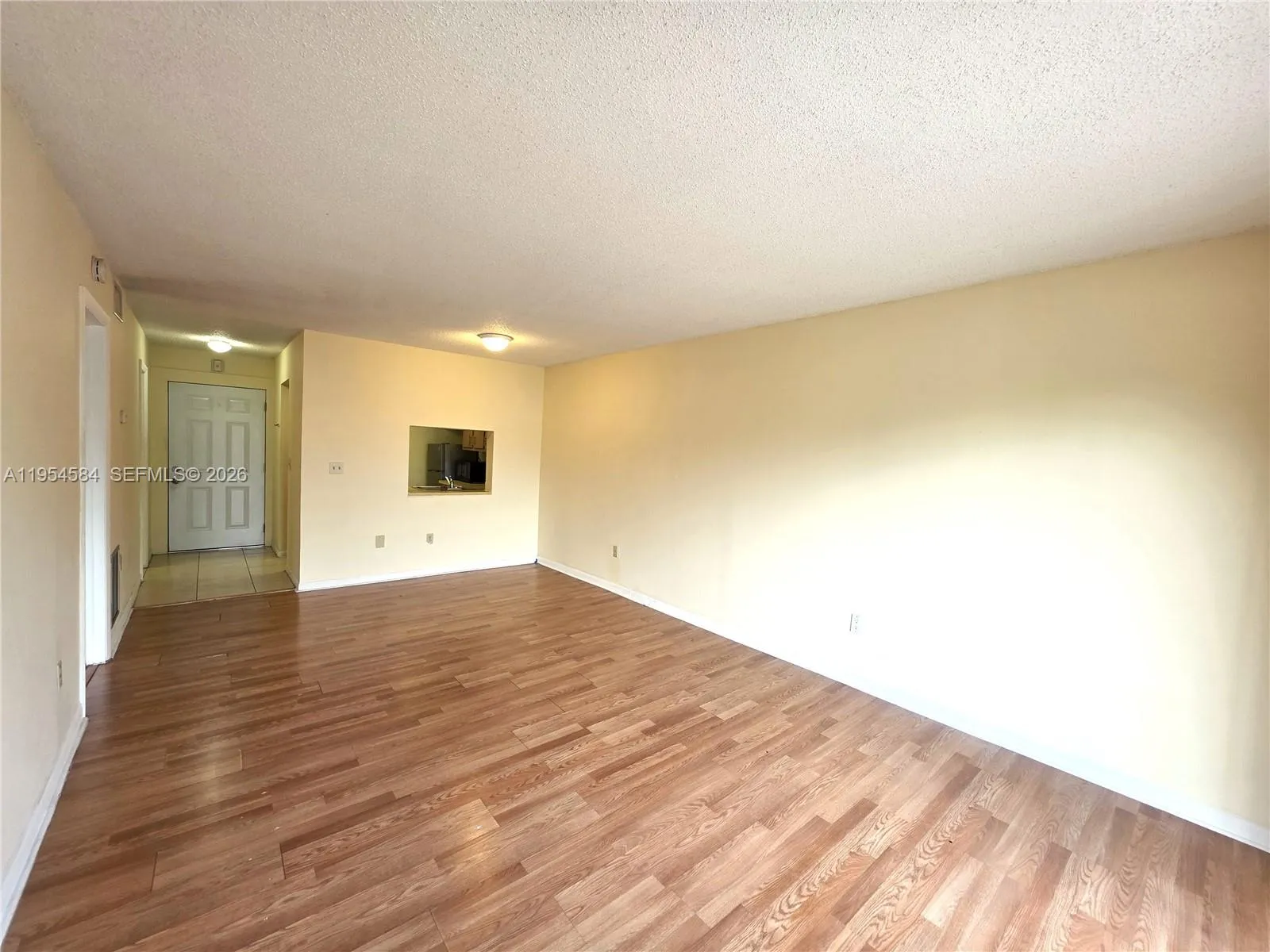 2800 NW 56th Ave # E304, Lauderhill FL 33313