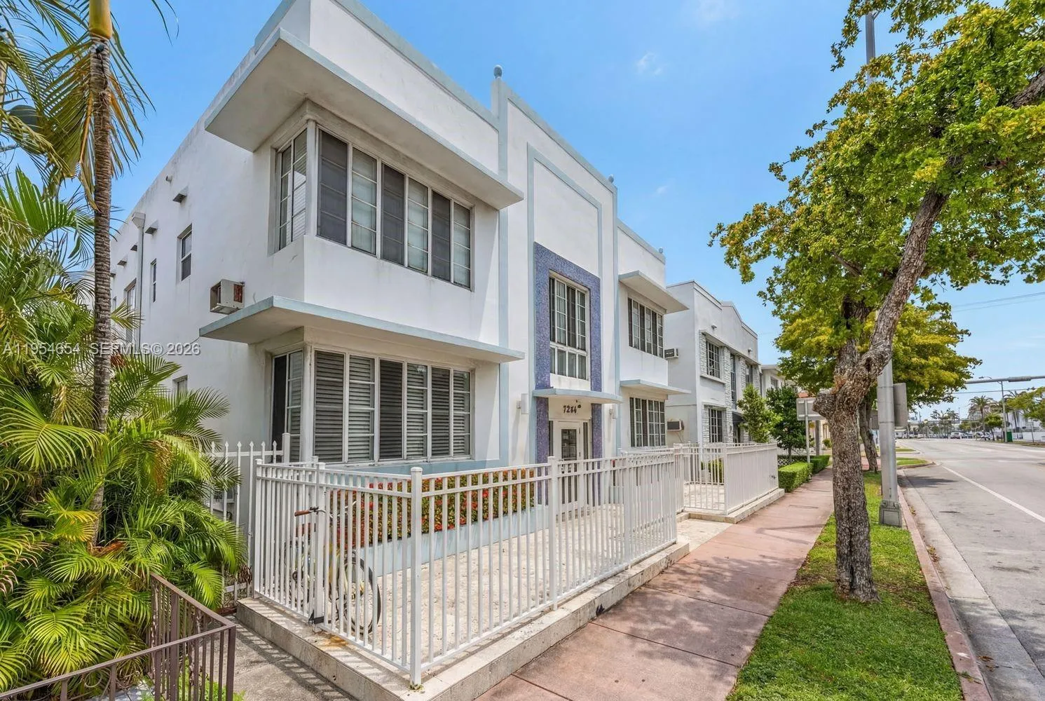 1 bedroom 1 bath for sale at 7334 Harding Ave # 6, Miami Beach FL 33141