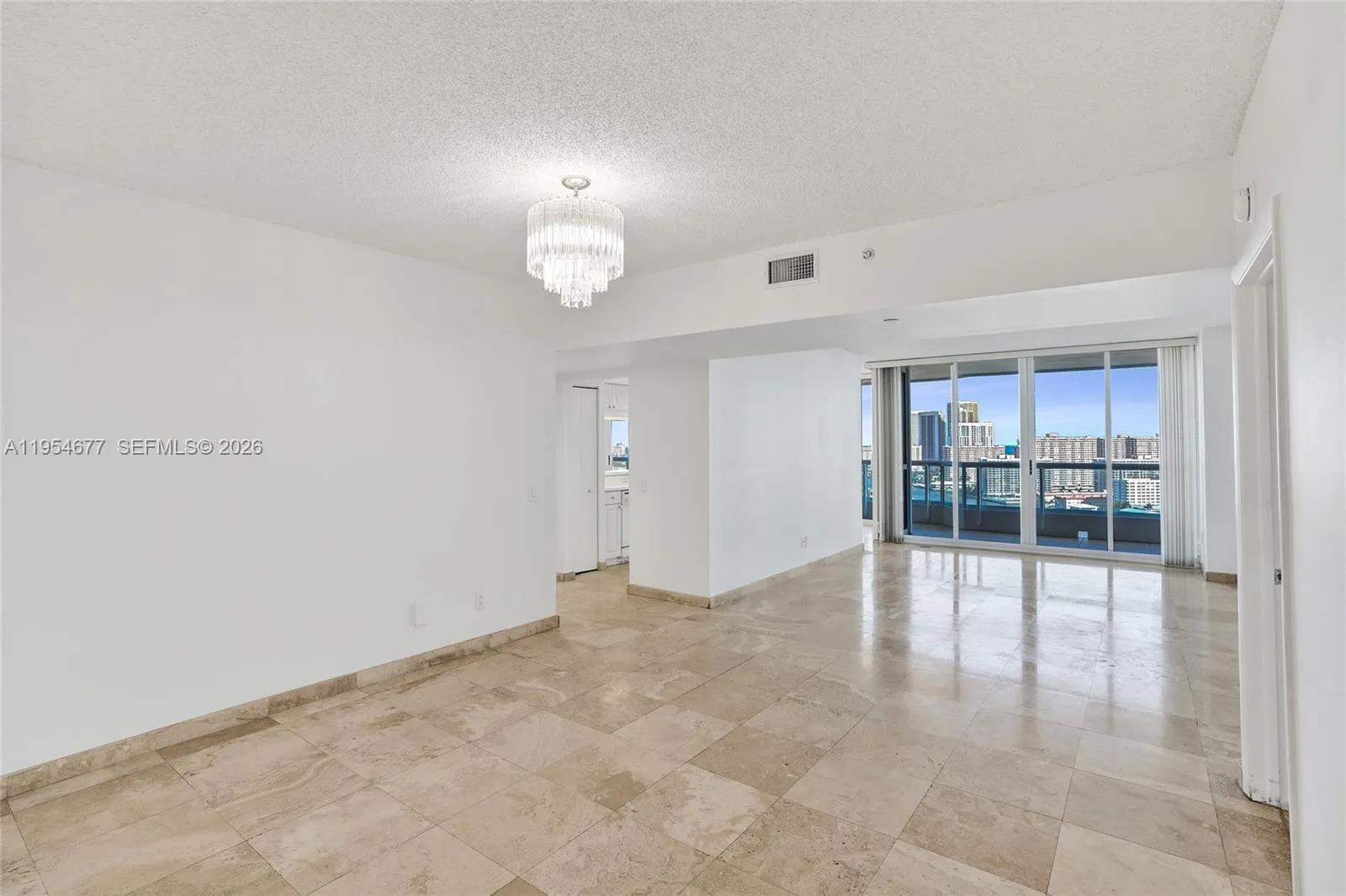 21205 Yacht Club Dr # 2310, Aventura FL 33180
