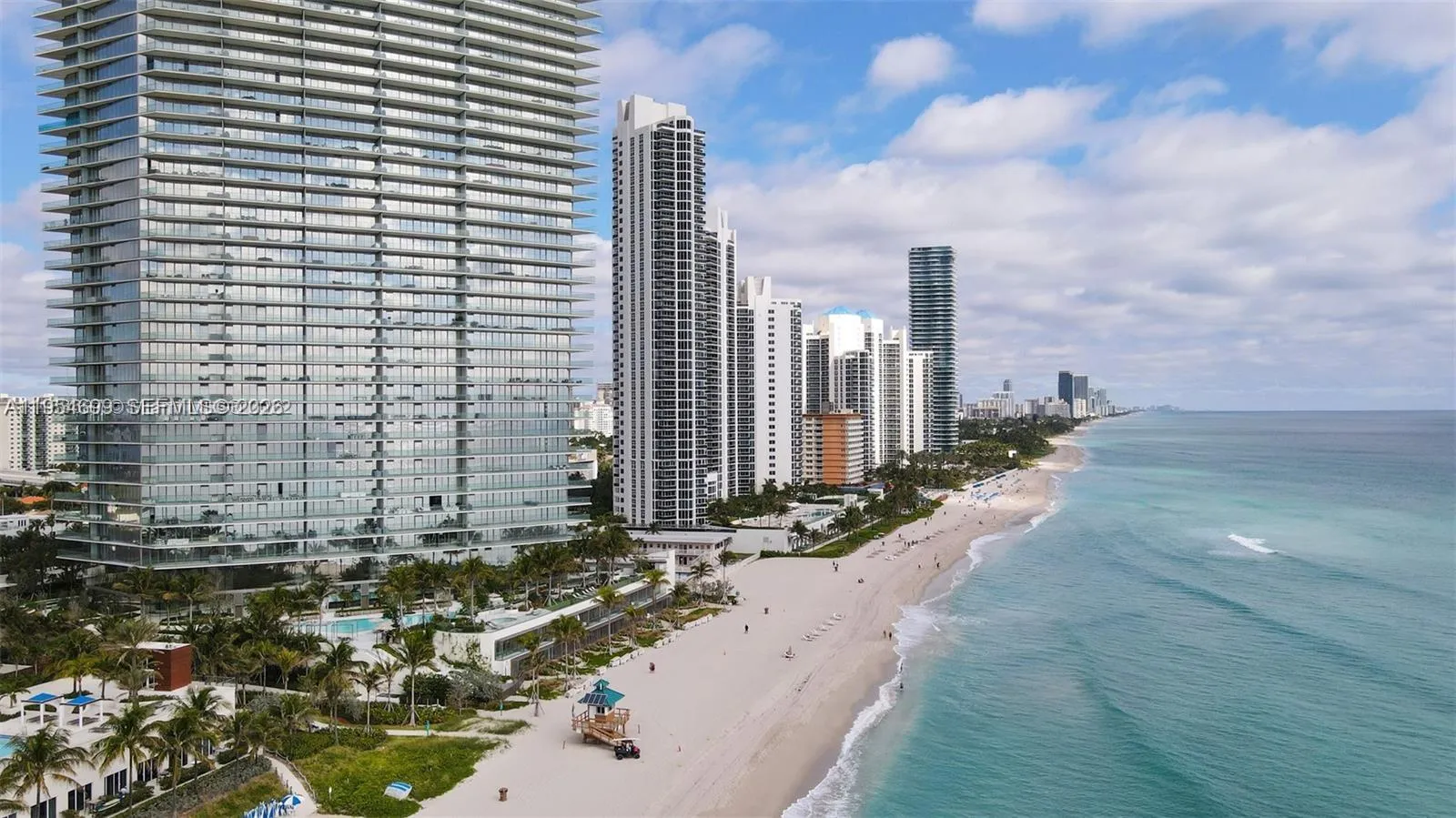 2 bedroom 2 bath for sale at 18975 Collins Ave # 2205, Sunny Isles Beach FL 33160