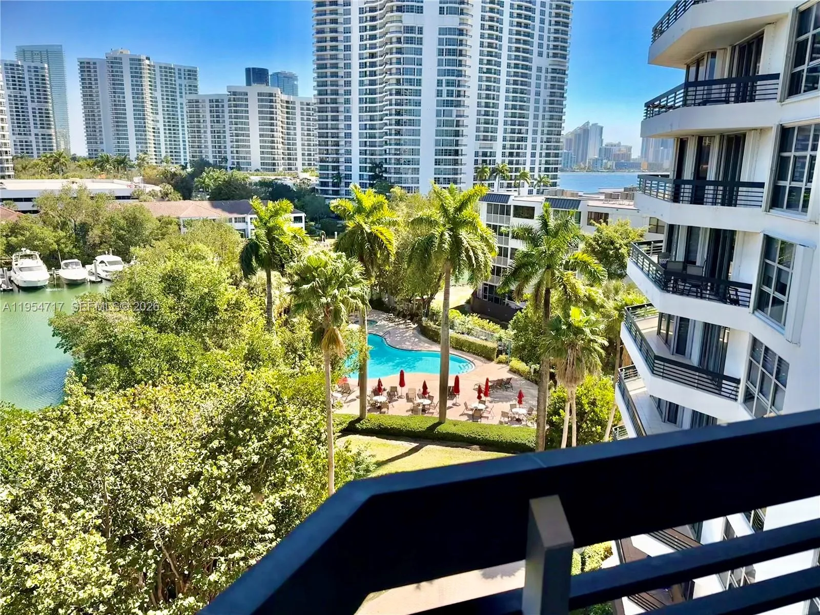 3400 NE 192nd St # 710, Aventura FL 33180