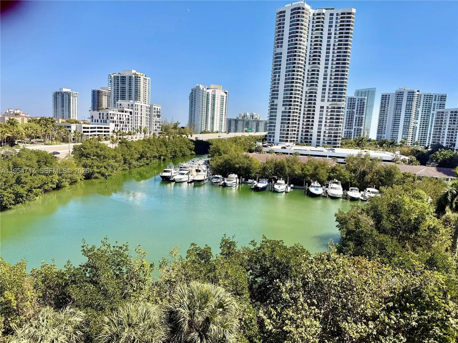 3400 NE 192nd St # 710, Aventura FL 33180