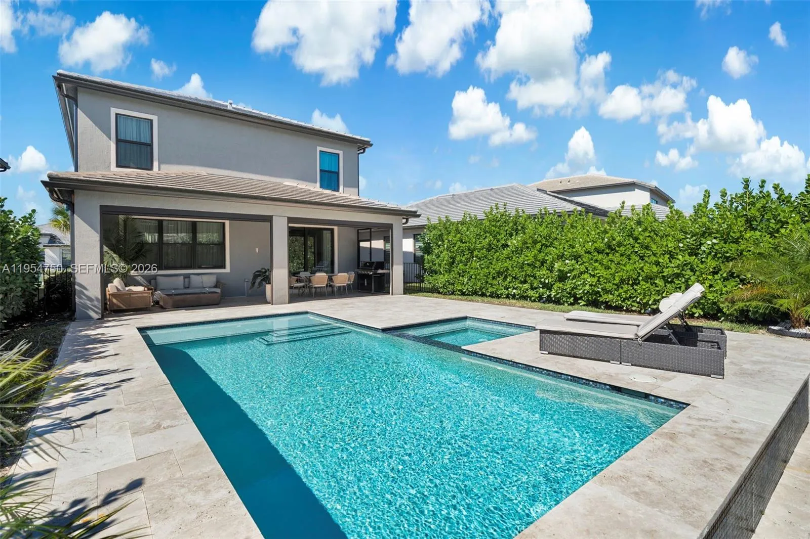 3 bedroom 2 bath for sale at 4642 W Pinehurst Trl W, Oakland Park FL 33309