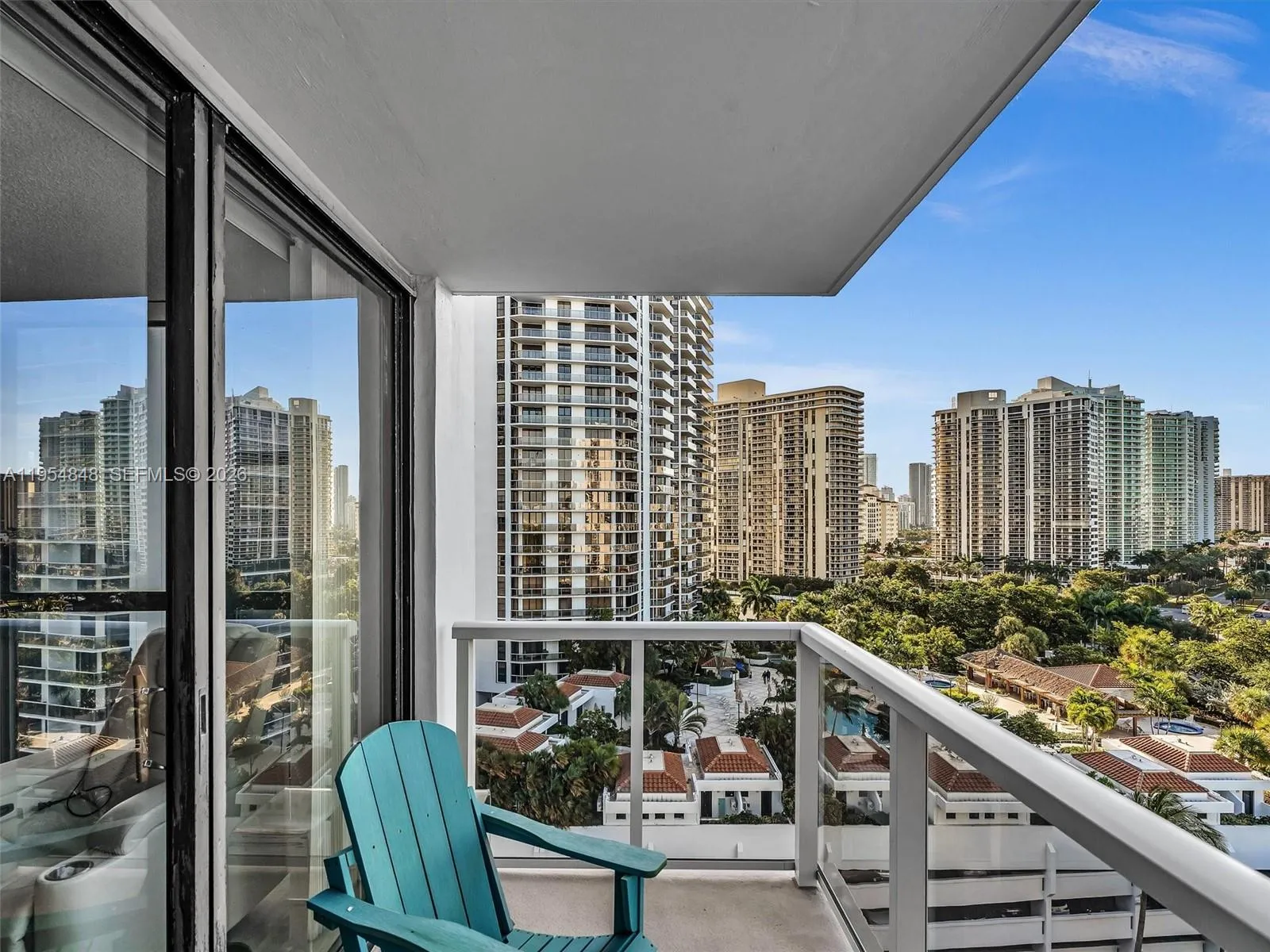 3731 N Country Club Dr # 1223, Aventura FL 33180