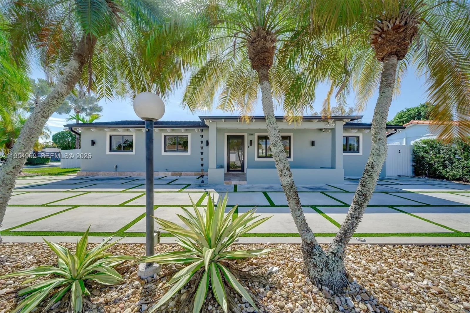 11800 SW 35th St, Miami FL 33175