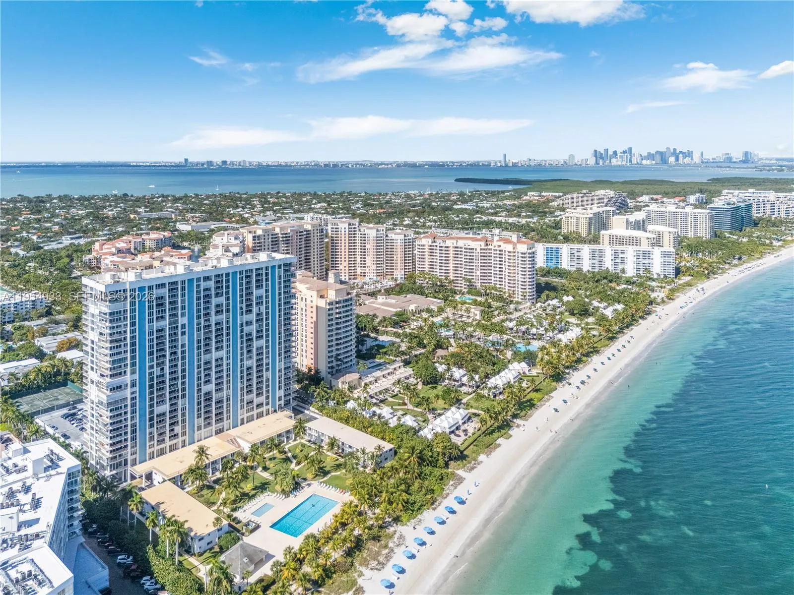 881 Ocean Dr, Key Biscayne FL 33149