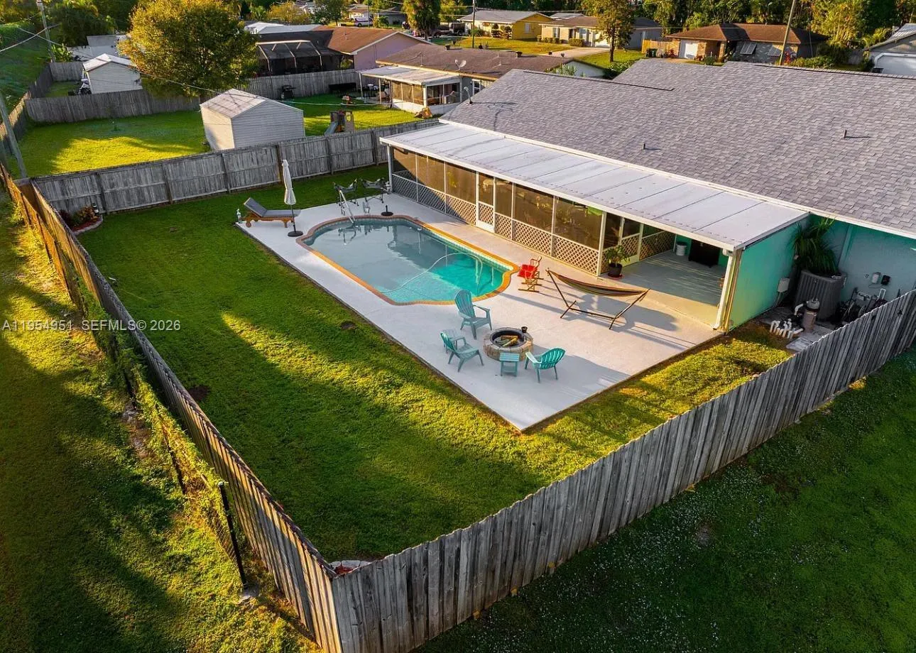 298 SE Grove, Port St. Lucie FL 34983