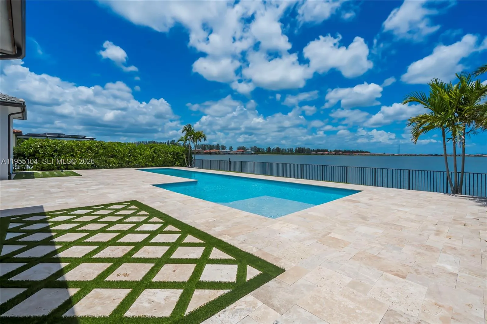 4 bedroom 5 bath for sale at 12435 S Parkland Bay Trl, Parkland FL 33076